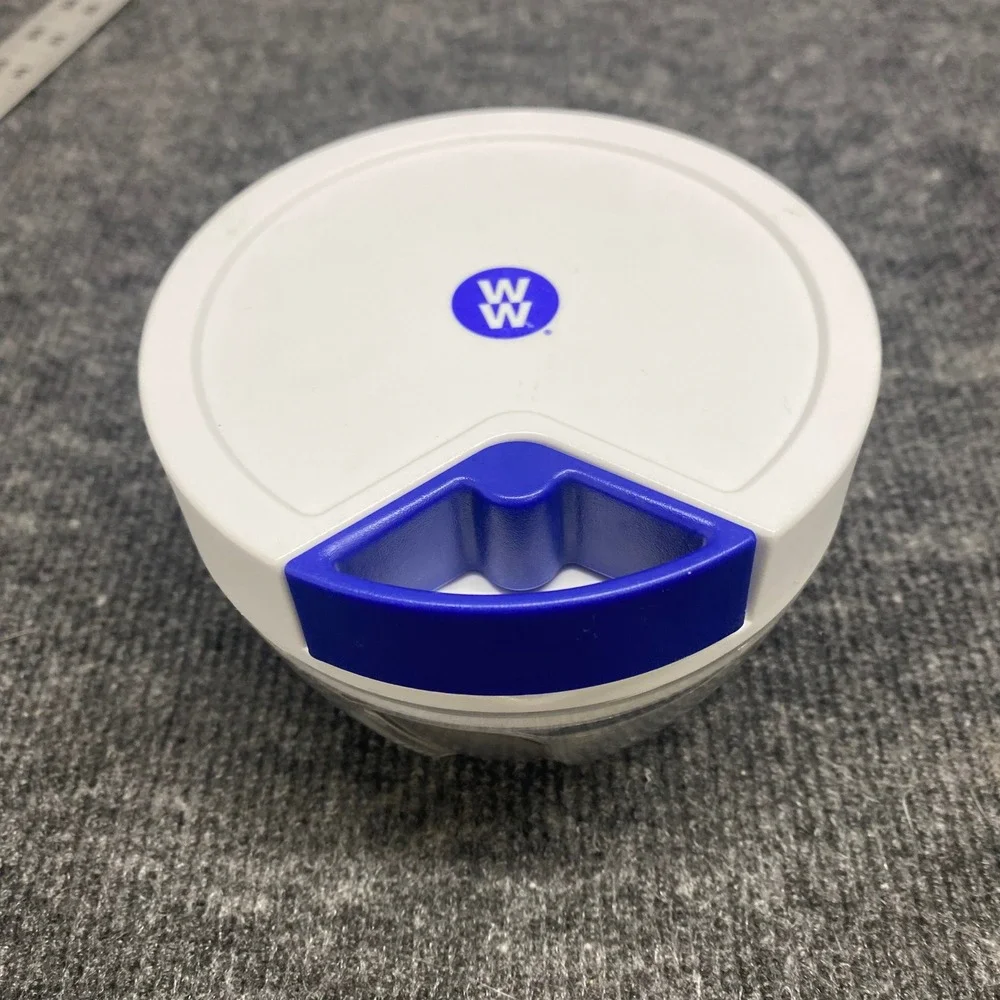 Weight Watchers Manual Food Chopper White Blue Pull String 3-Blade Dicer 5 Inch